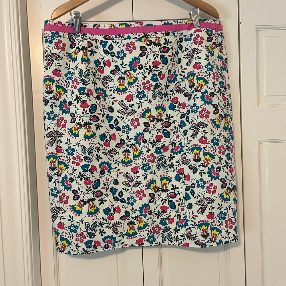 Boden Floral Pencil Skirt in White with Pink, Teal, Yellow